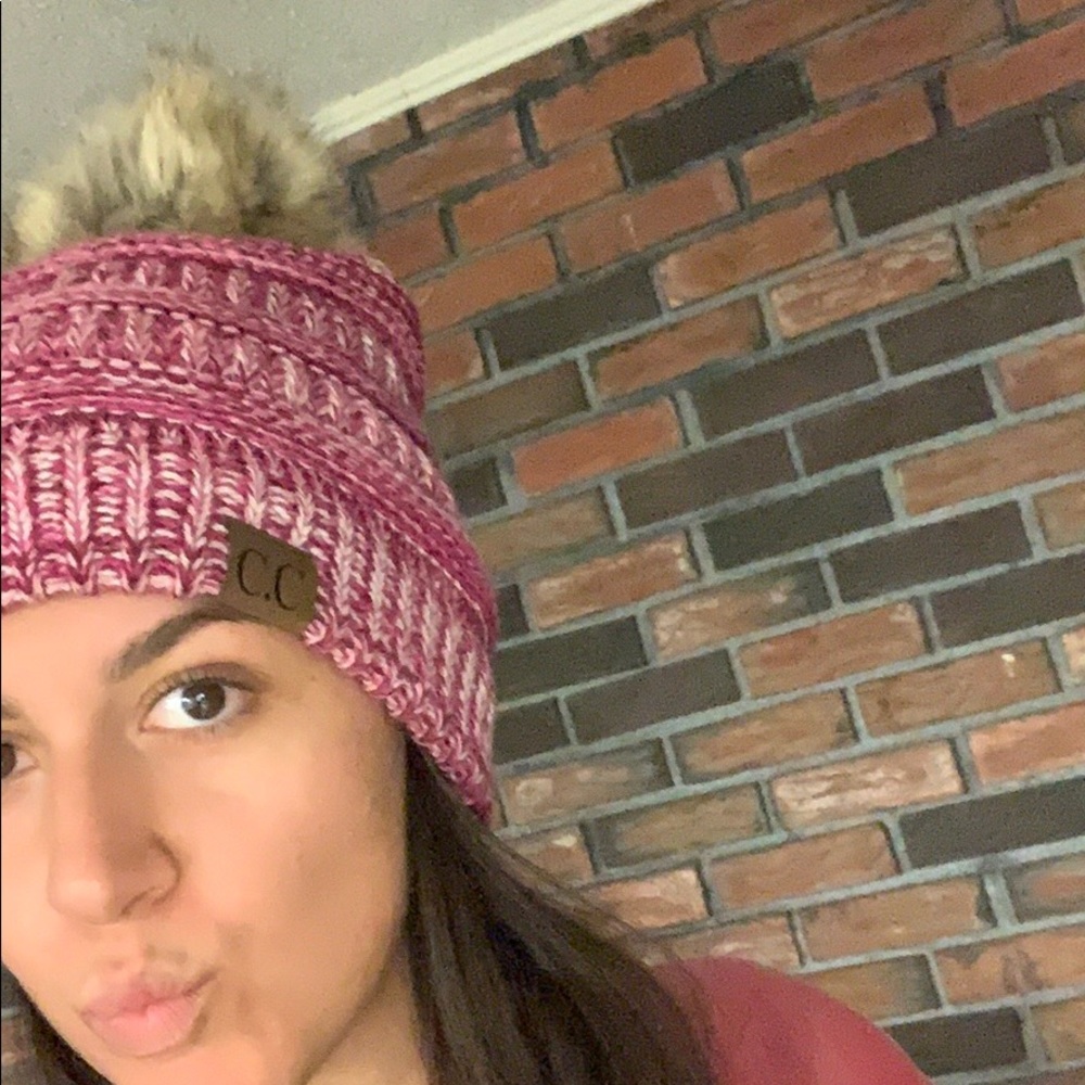 Winter hat! - Picture 3 of 3
